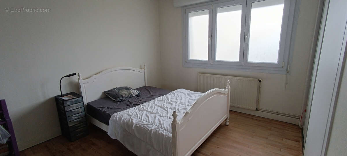 Maison à ROSIERES-EN-SANTERRE