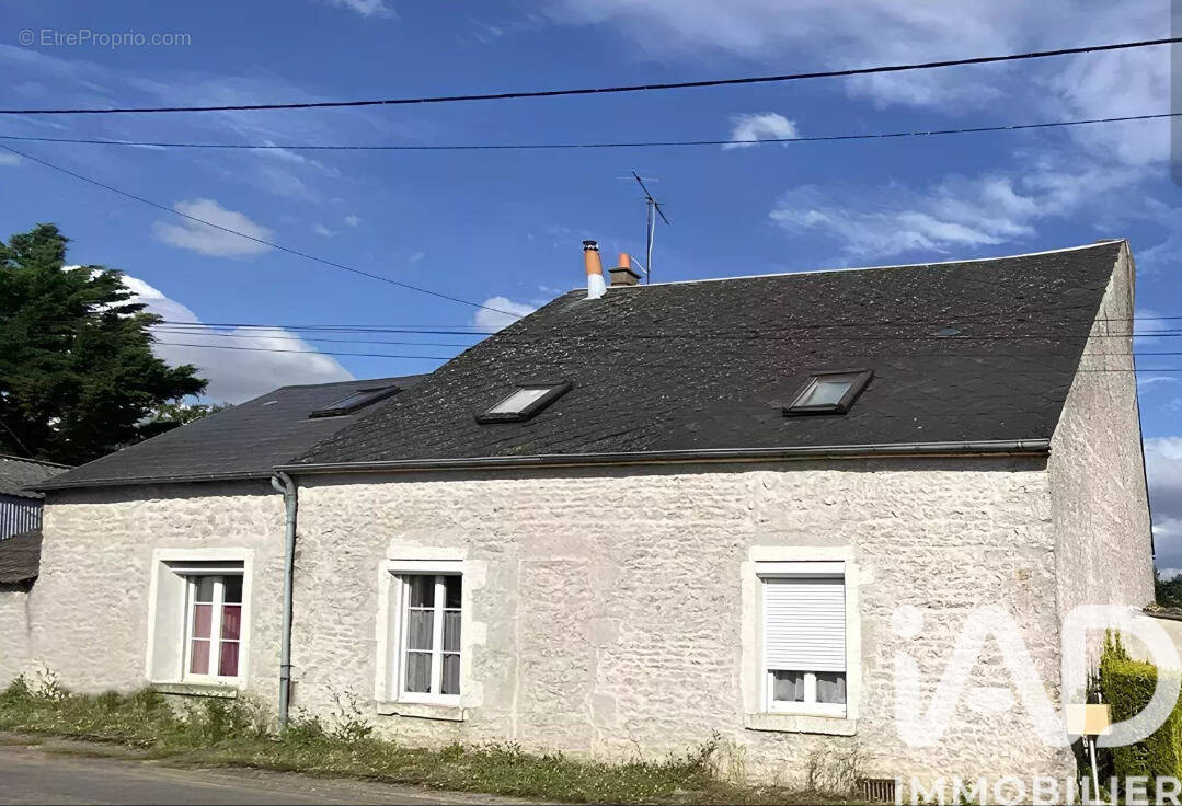 Photo 1 - Maison à CHARSONVILLE
