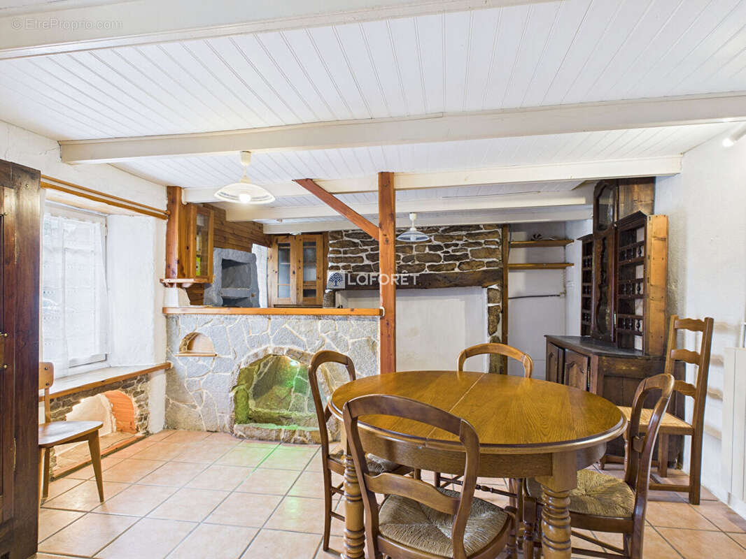 Maison à PLOZEVET