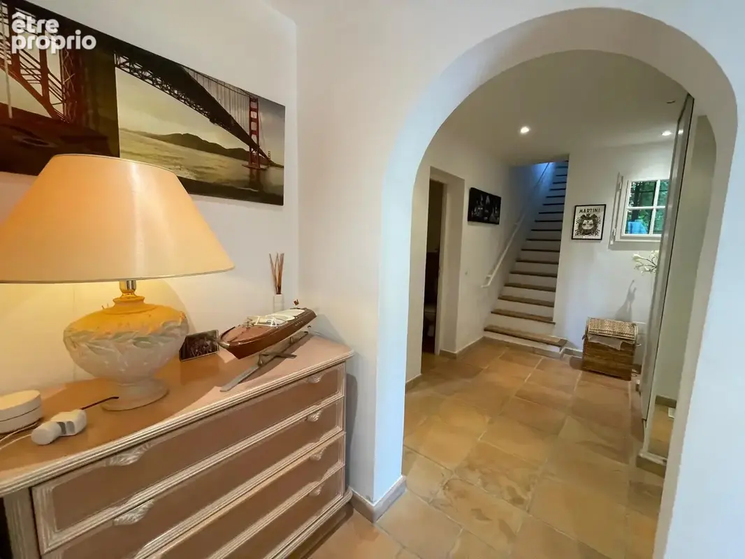 Demeure d’Exception à Sainte-Maxime : Luxe, Vue Mer & Accès Direct à La Plage - photo 28