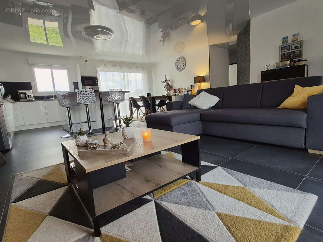 Maison à SAINT-ROMAIN-SUR-CHER