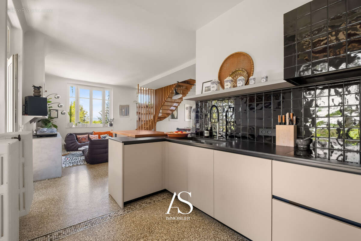 Appartement à SAINT-CYR-AU-MONT-D'OR
