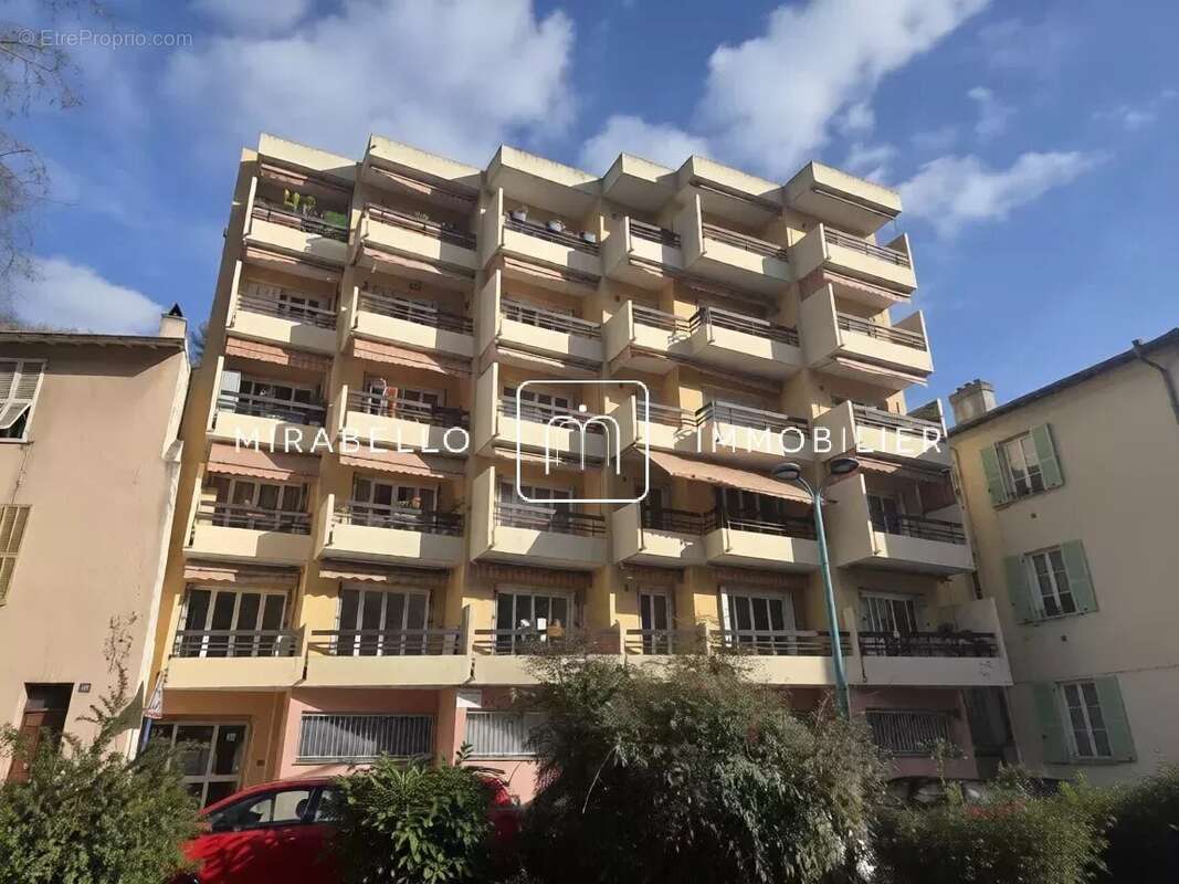 Appartement à MENTON