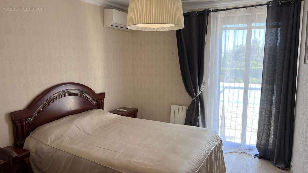 Maison à VILLENEUVE-LOUBET