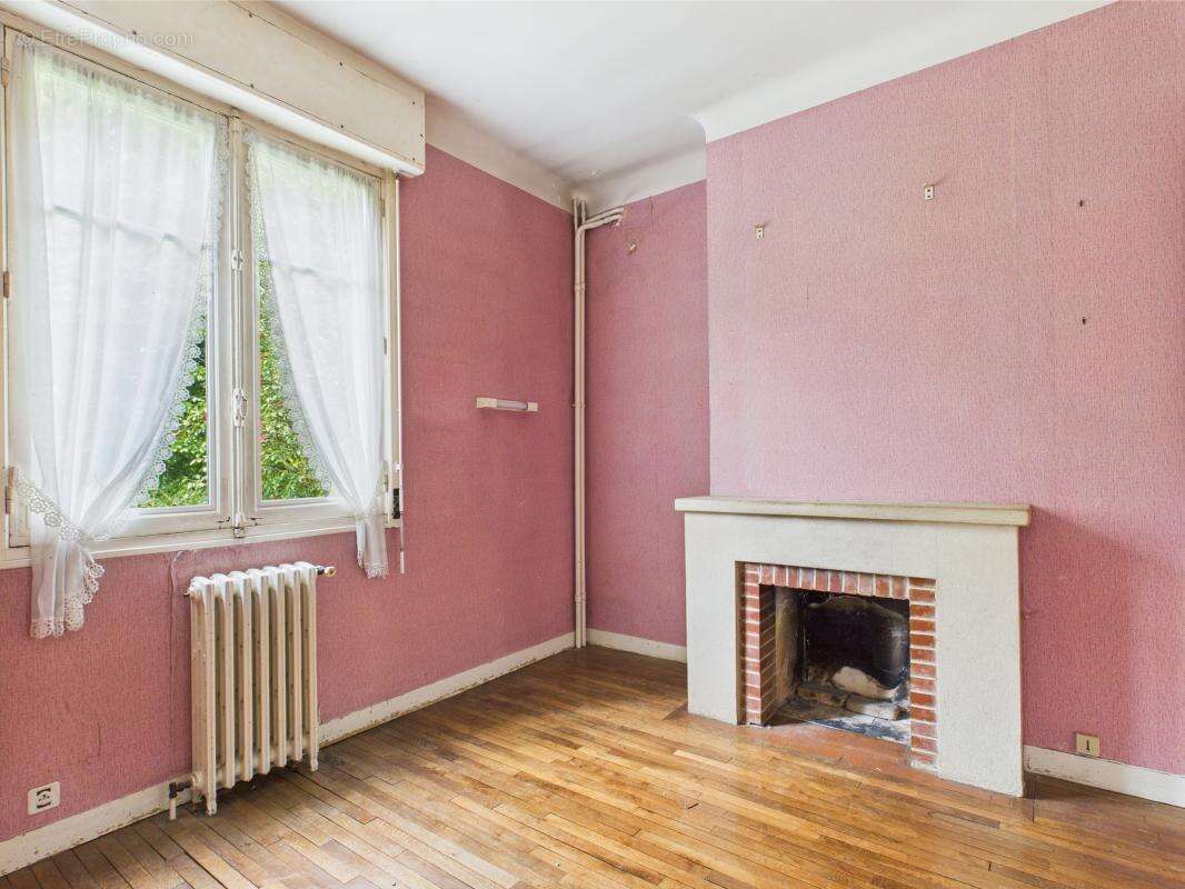 Maison à CORPS-NUDS