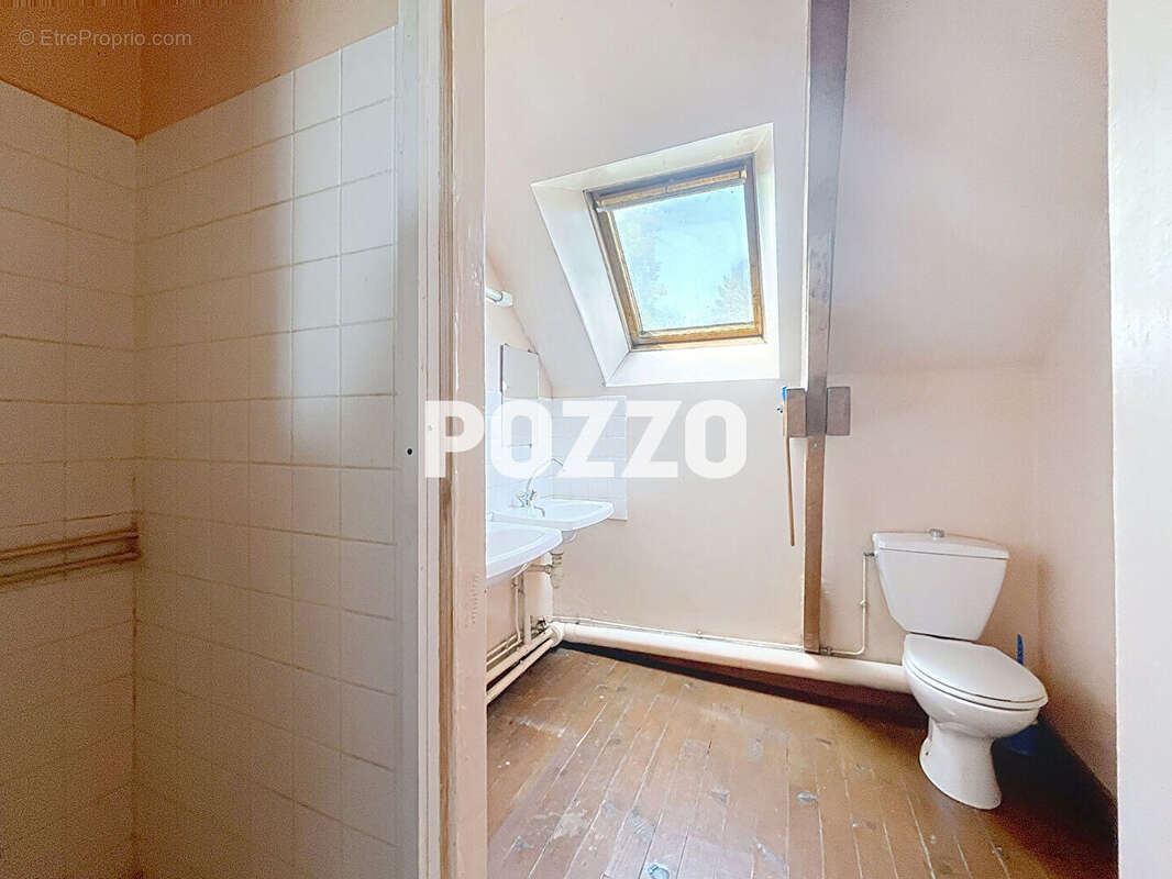 Maison à SAINT-GEORGES-D&#039;ELLE