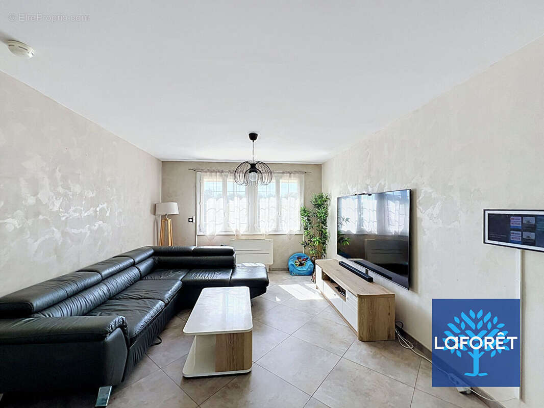 Maison Guigneville Sur Essonne 7 pièce(s) 155 m2 - 1110 m² - photo 9