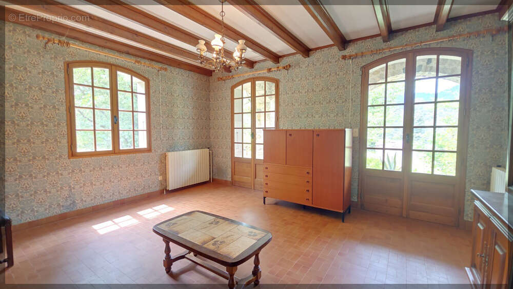 Maison à LES OLLIERES-SUR-EYRIEUX