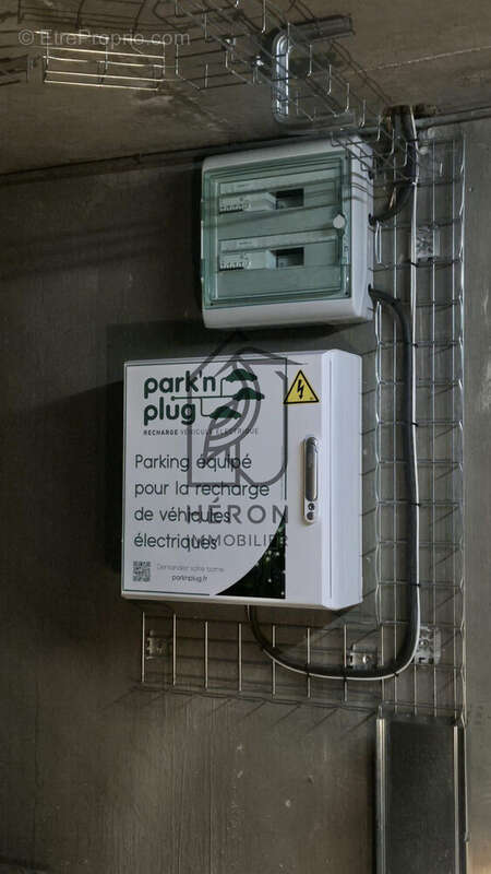 Parking à PARIS-19E