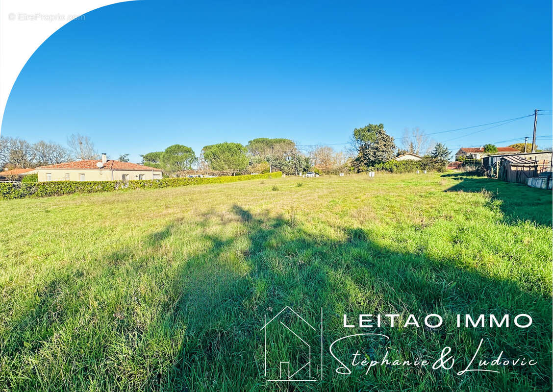 Terrain à GRAULHET