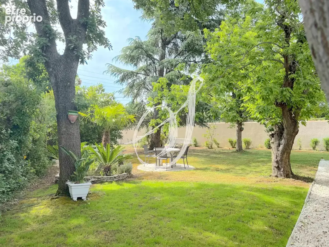 Villa de type 7, quatre chambres avec jardin, piscine & garage - photo 5