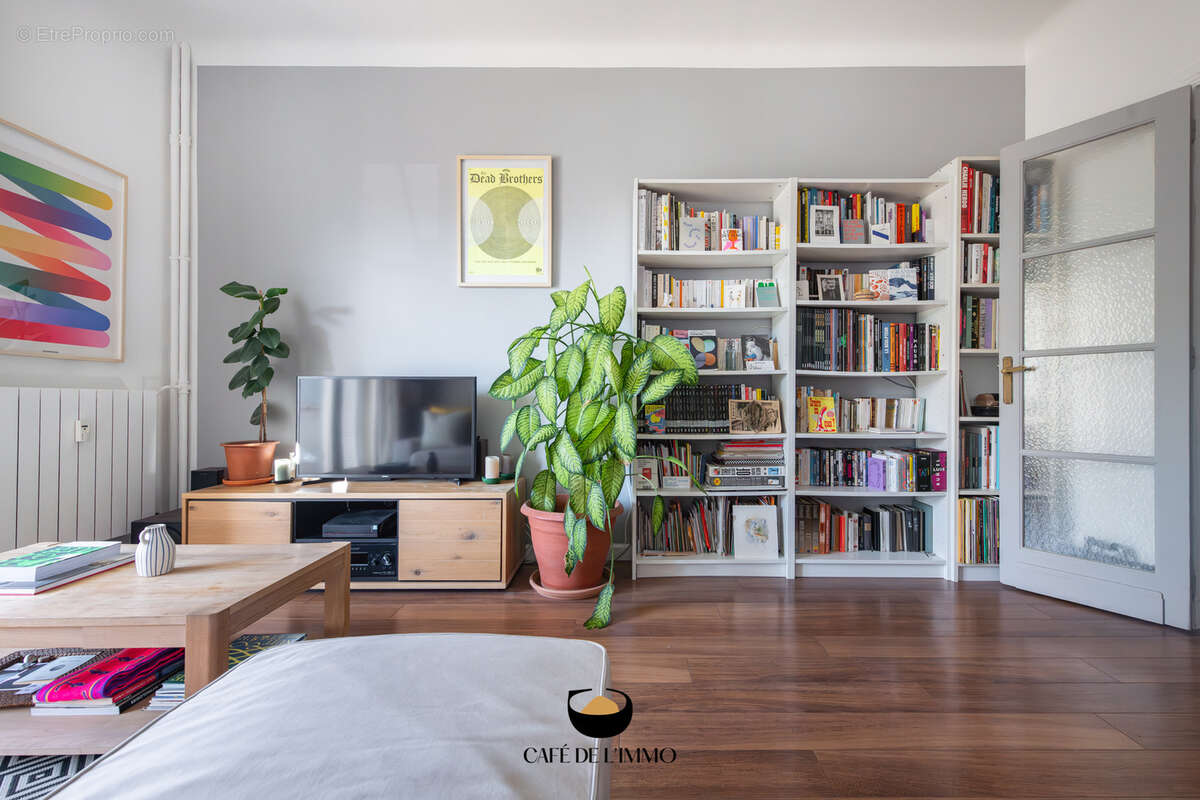 Appartement à MARSEILLE-7E