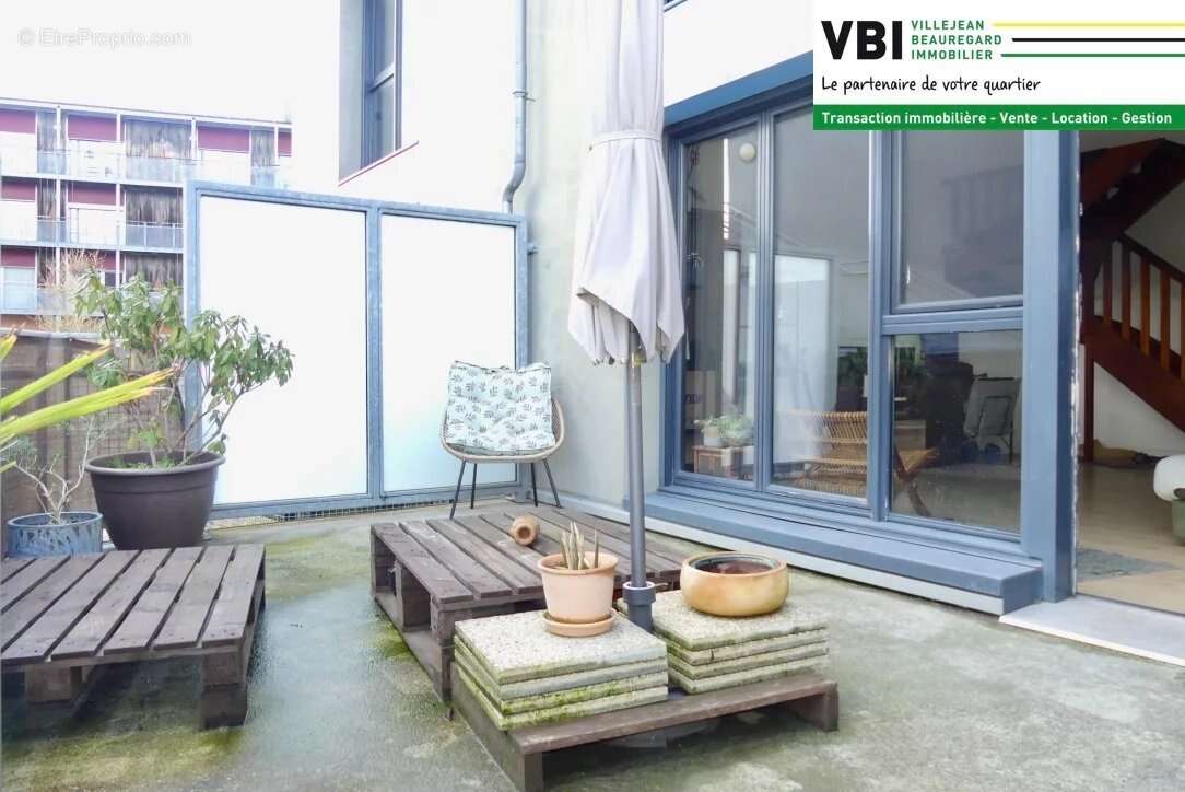 Appartement à VEZIN-LE-COQUET