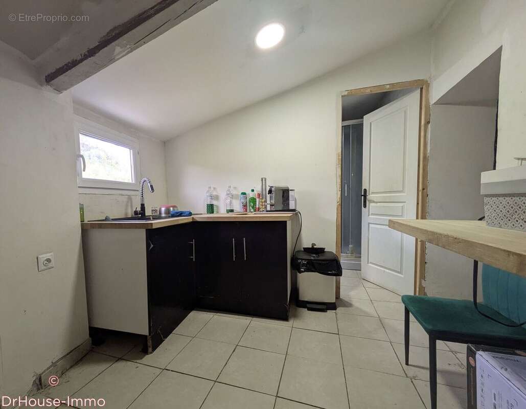Appartement 132 m² à Ales  - photo 3