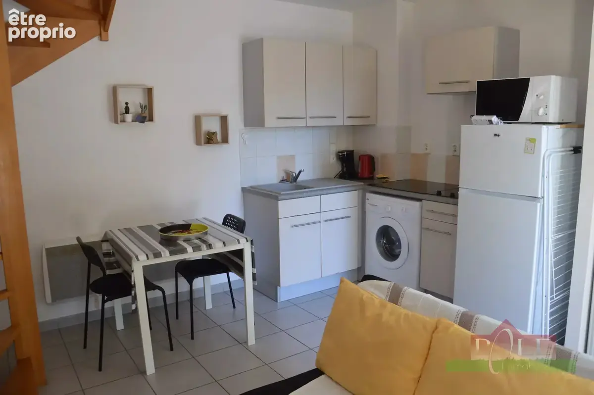 Vienne saint-benoît – t2 duplex avec extérieur et parking – idéal investissement locatif - photo 2