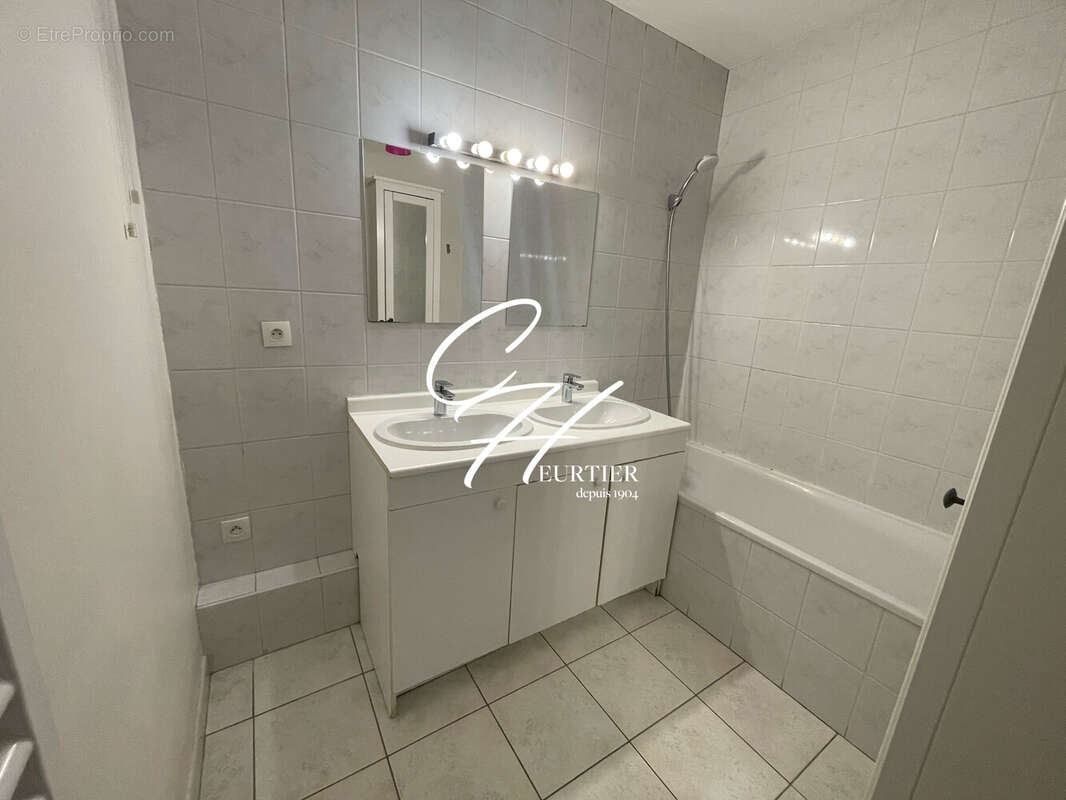 Appartement à ECHIROLLES