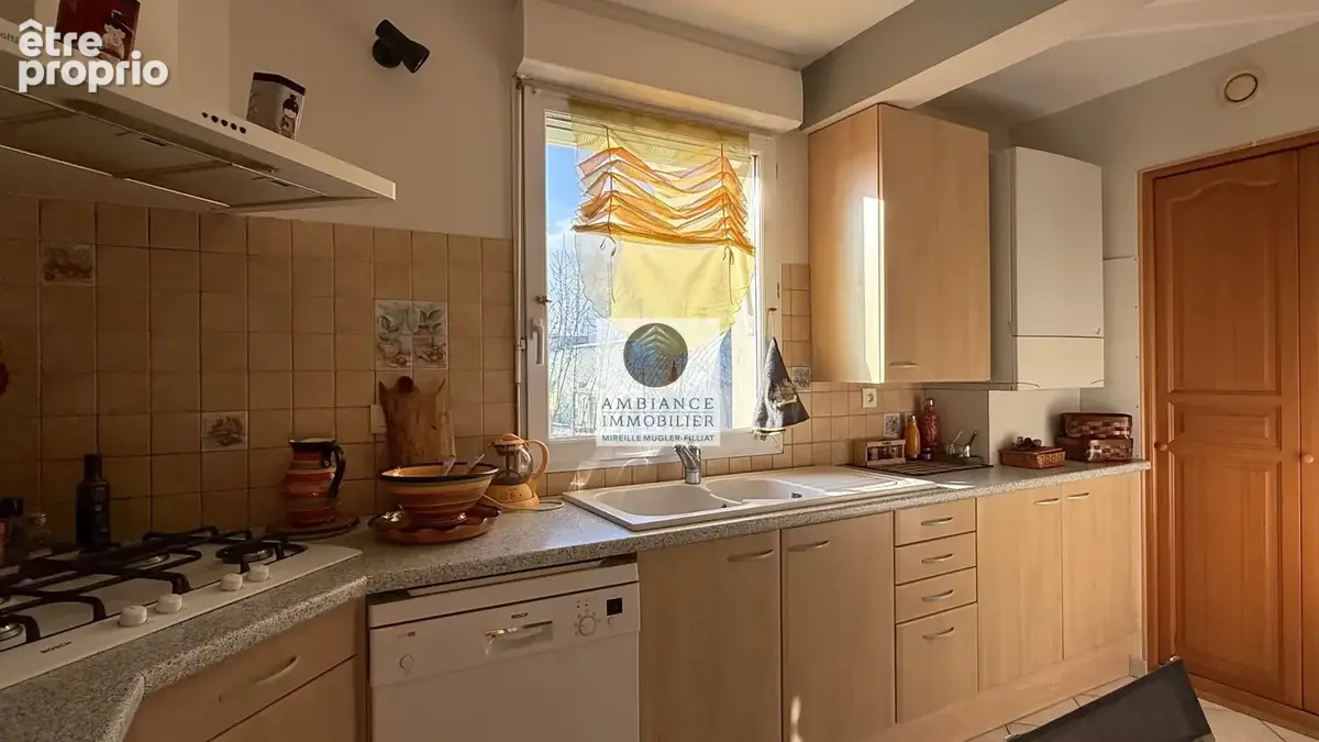 Appartement avec terrasse dans un quartier résidentiel - photo 9
