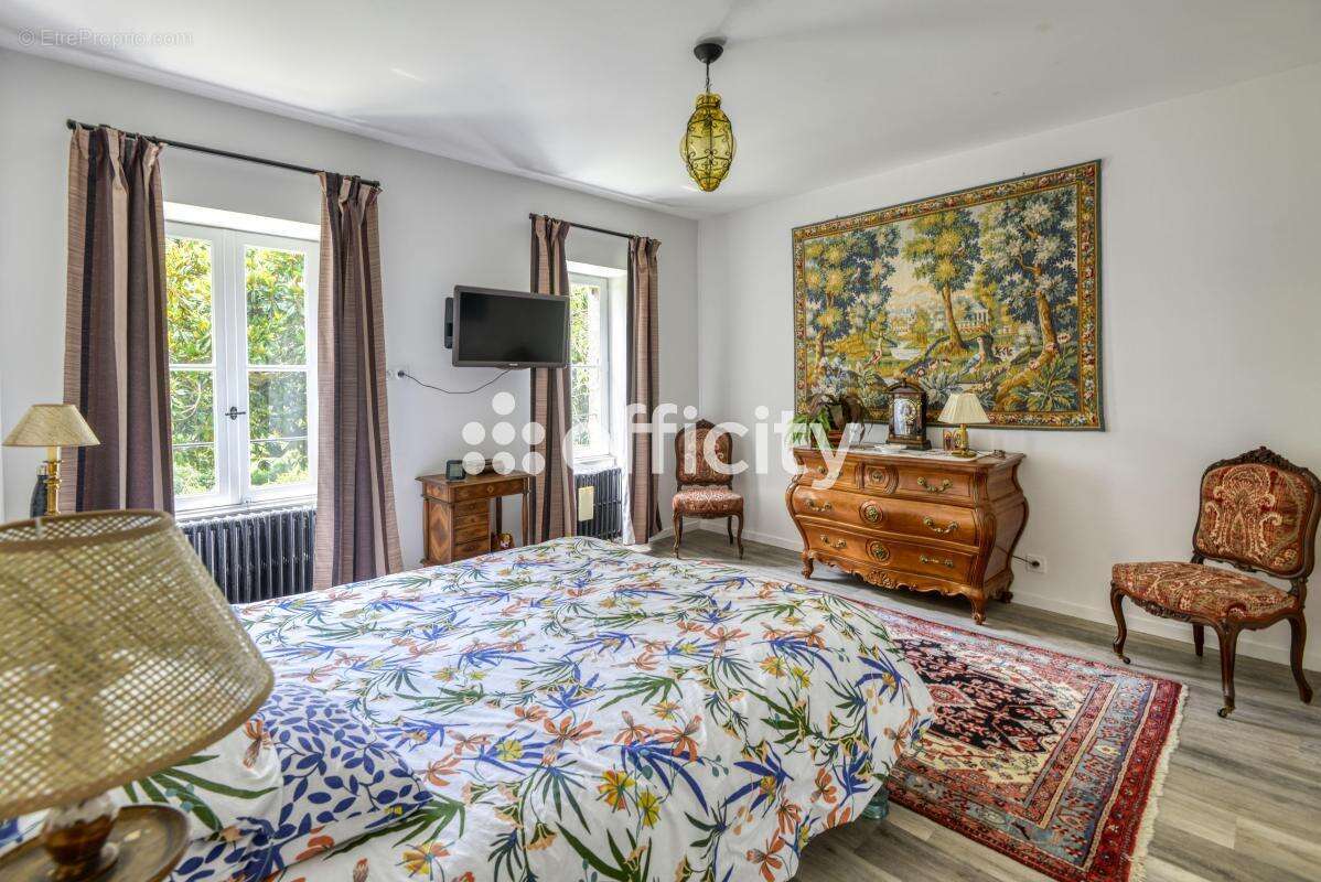 Maison 227 m² à Montaigu  - photo 10