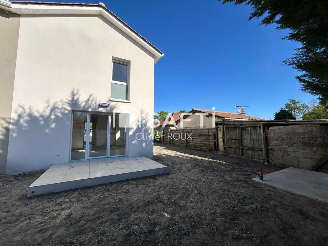 Photo 8 - Maison à SAINT-JEAN-D'ILLAC