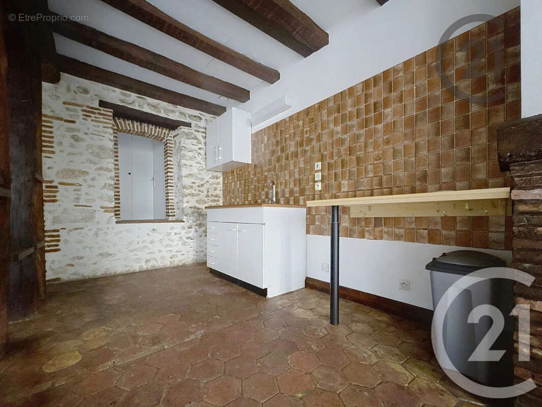 Autre à PROVINS