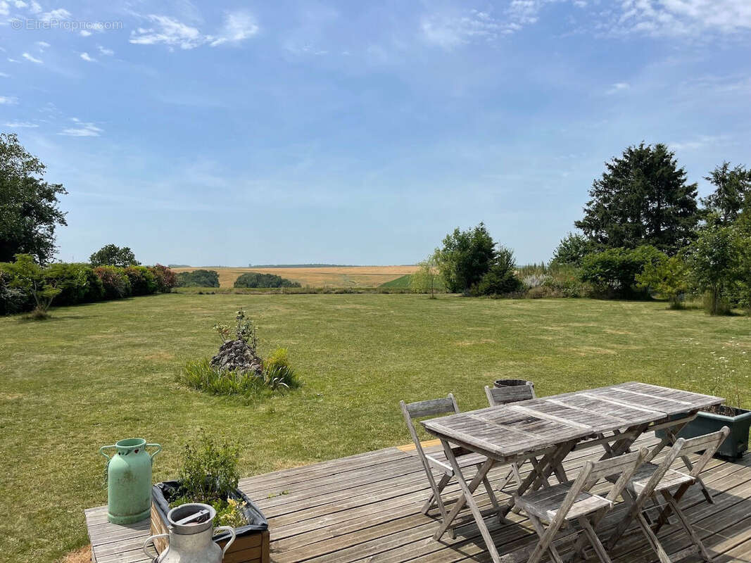 Maison 131 m² à Rieux  - photo 3