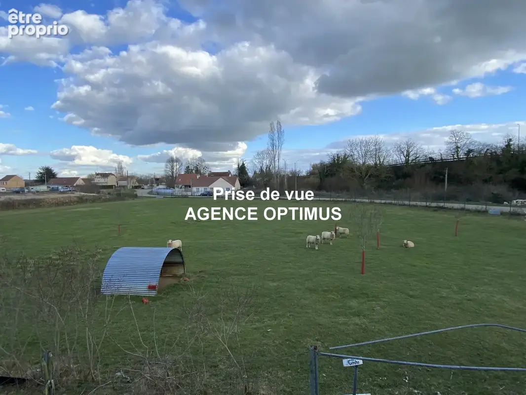 LOCAL PROFESSIONNEL + STOCKAGE - 1170 m2 bâtis sur 5886m2 de terrain - photo 12
