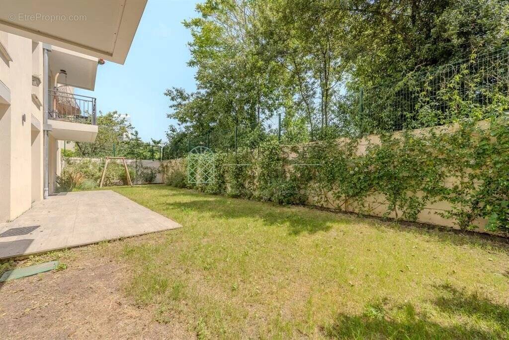 Appartement à PUTEAUX