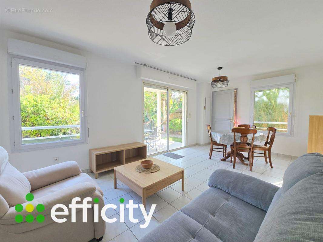 Appartement à SAINT-RAPHAEL