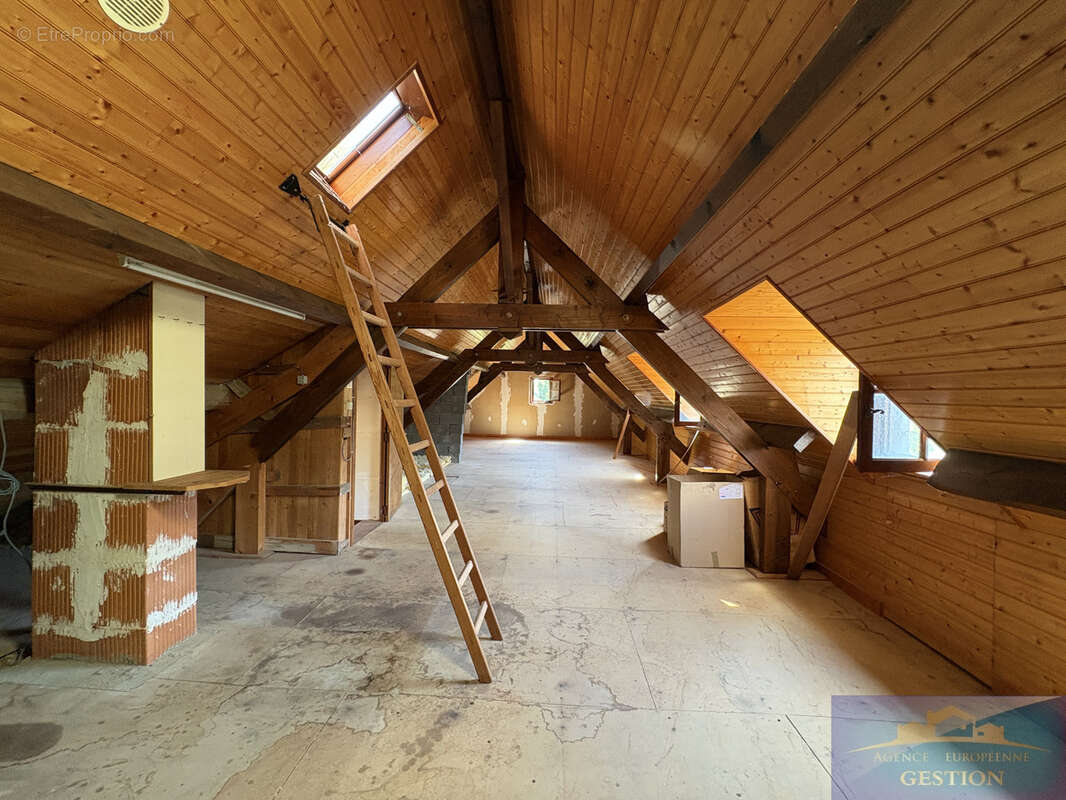 Maison à AUCUN