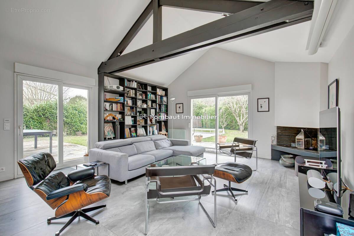 Maison à LA CELLE-SAINT-CLOUD