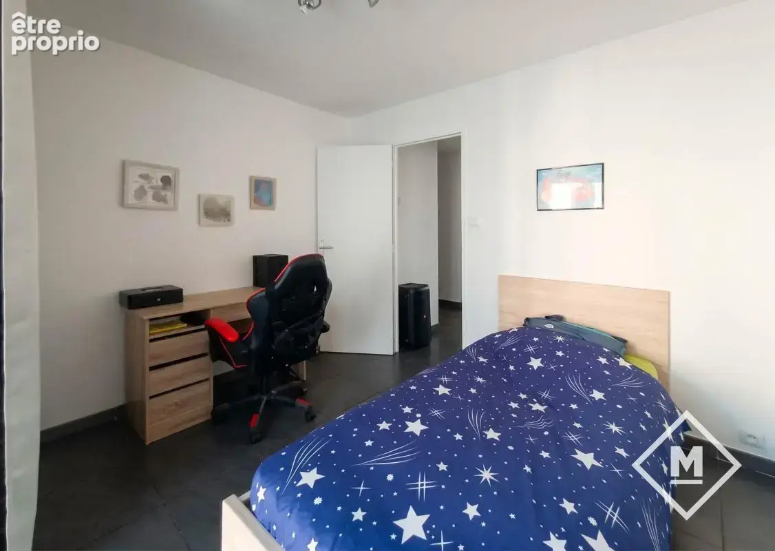 Lumineux appartement T4 avec balcon à Marseille 10ème, idéalement situé - photo 12