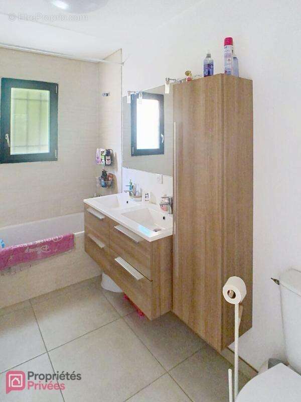 Maison Plan D Aups Sainte Baume 4 pièce(s) 94 m2 - photo 13