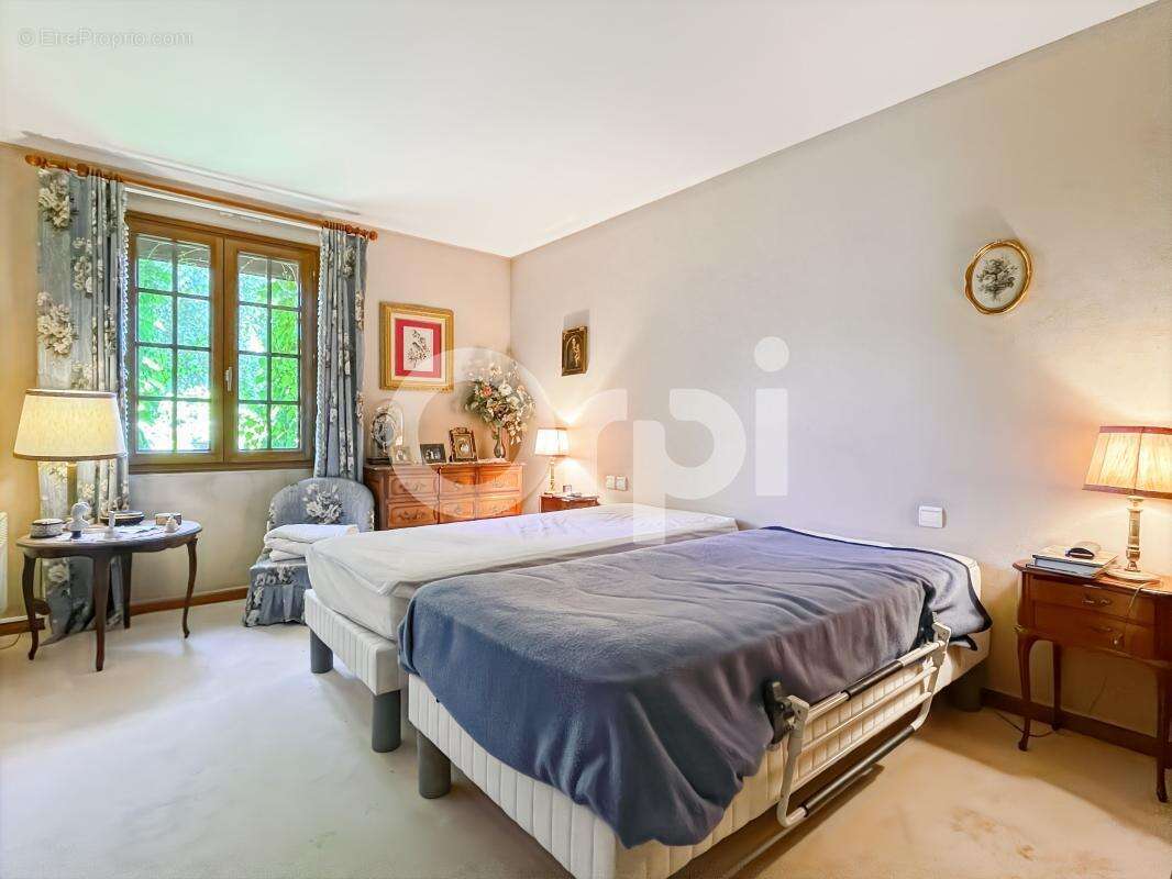 Maison à GROSSOEUVRE