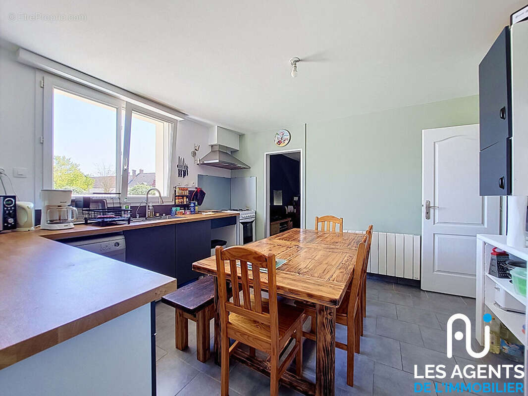 Maison  rénovée 117.05 m2 - photo 5
