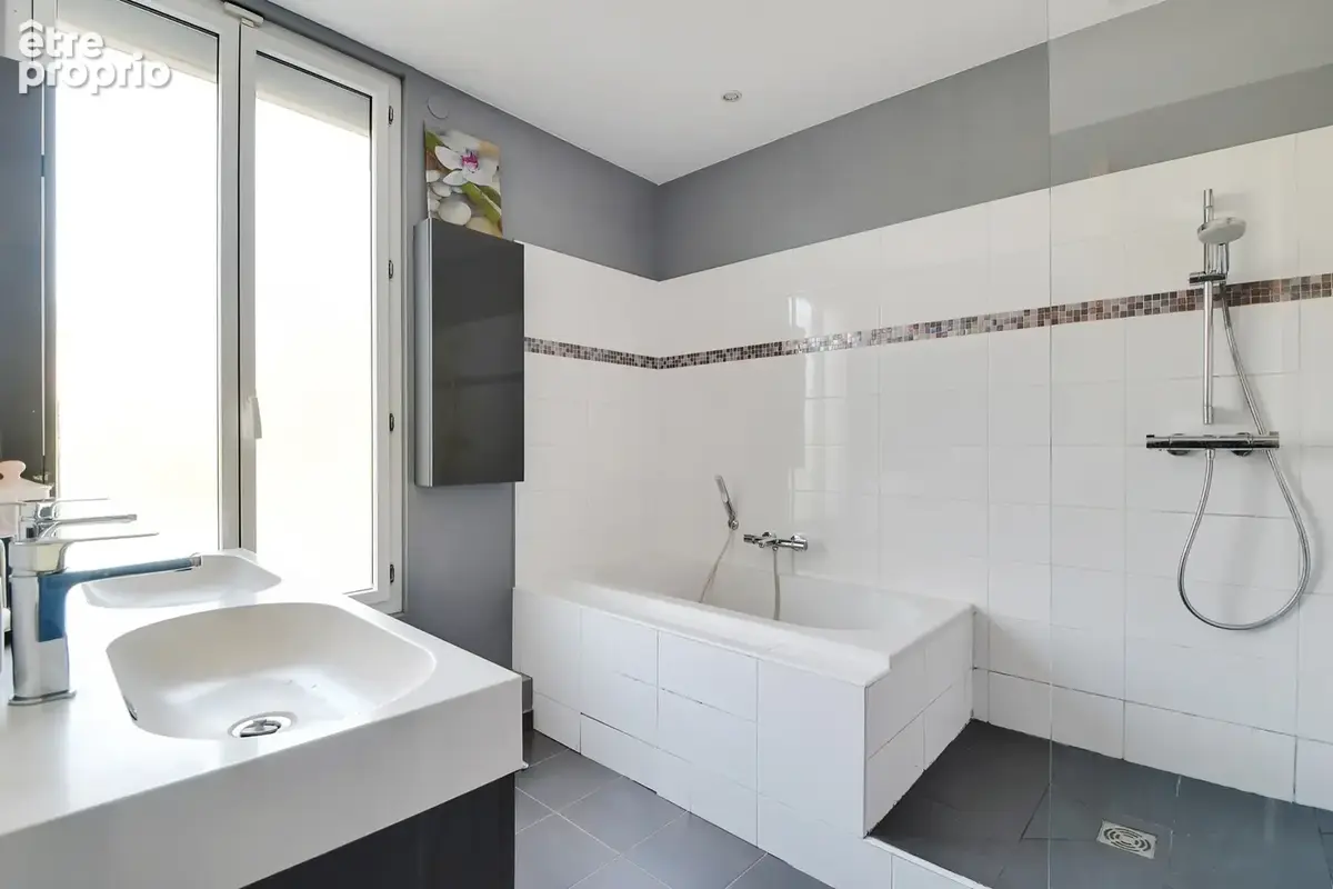Maison familiale de 103m2 -  7mn à pieds gare, commerces et écoles - photo 7