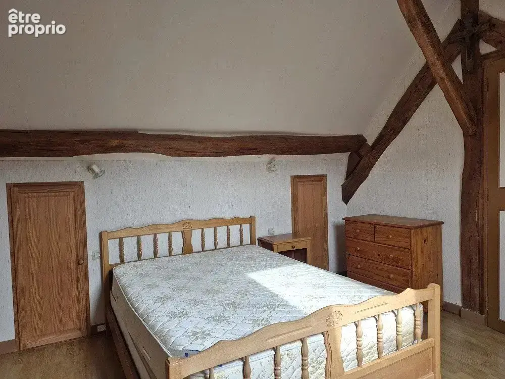 Maison 5 pièces, avec garage et jardin, proche commerces et écoles. - photo 7