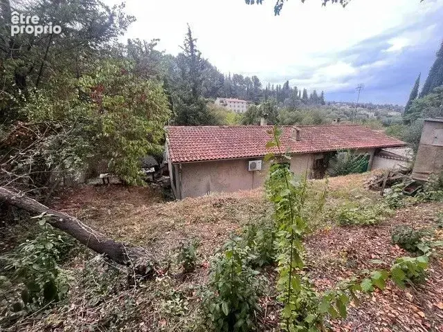 Terrain à bâtir de 1000 m² à GRASSE (06) - photo 3