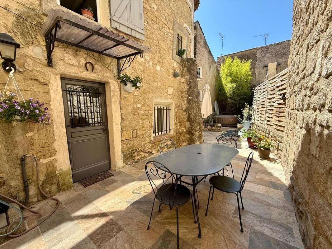 Photo 2 - Maison à PERTUIS