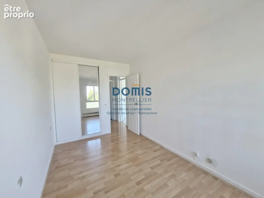 À vendre   Beau T2 de 40 m2 avec terrasse et parking   Montpellier Cévennes/Alco - photo 7