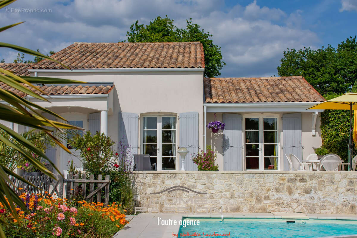 Breuillet - villa avec piscine et belle vue degagee - photo 9