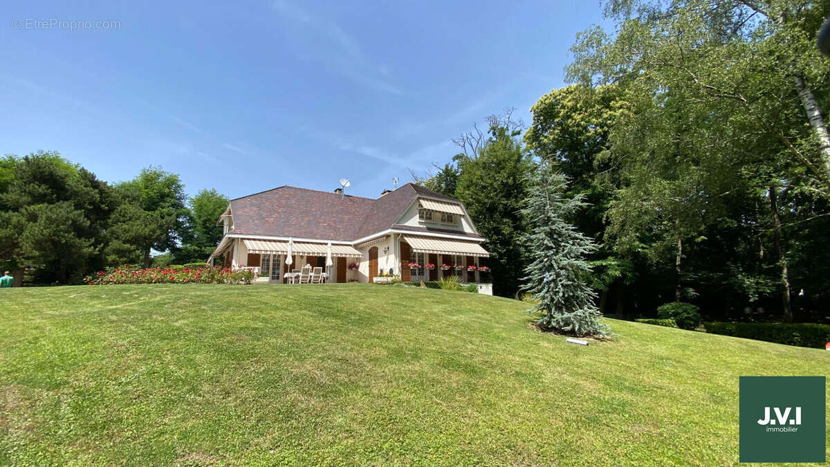 Maison à SAINT-BRICE-SOUS-FORET