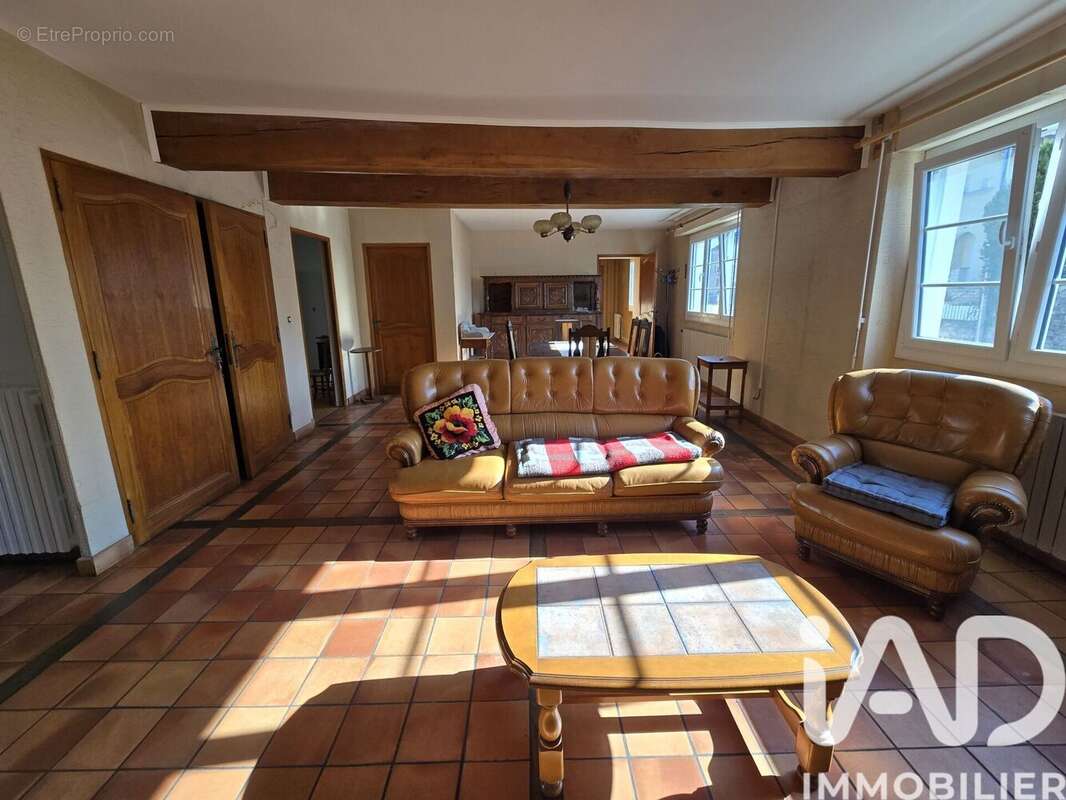 Photo 4 - Maison à BUZANCAIS