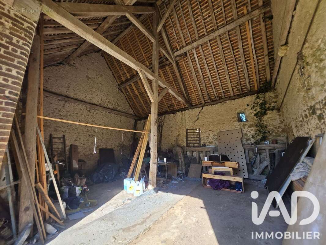 Maison 79 m² à Lavare  - photo 6