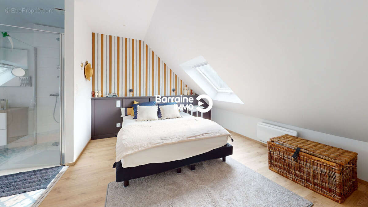 A vendre  maison t9 plougonvelin  proche plage + deux appartements - photo 11