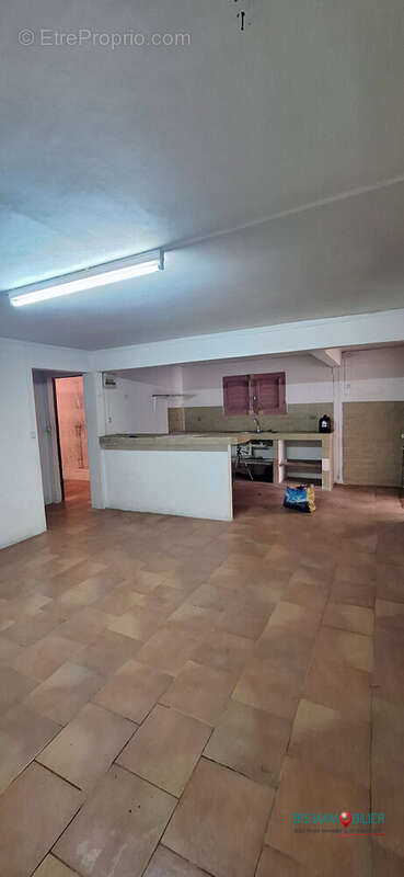 Maison 131 m² à Saint-Pierre  - photo 6