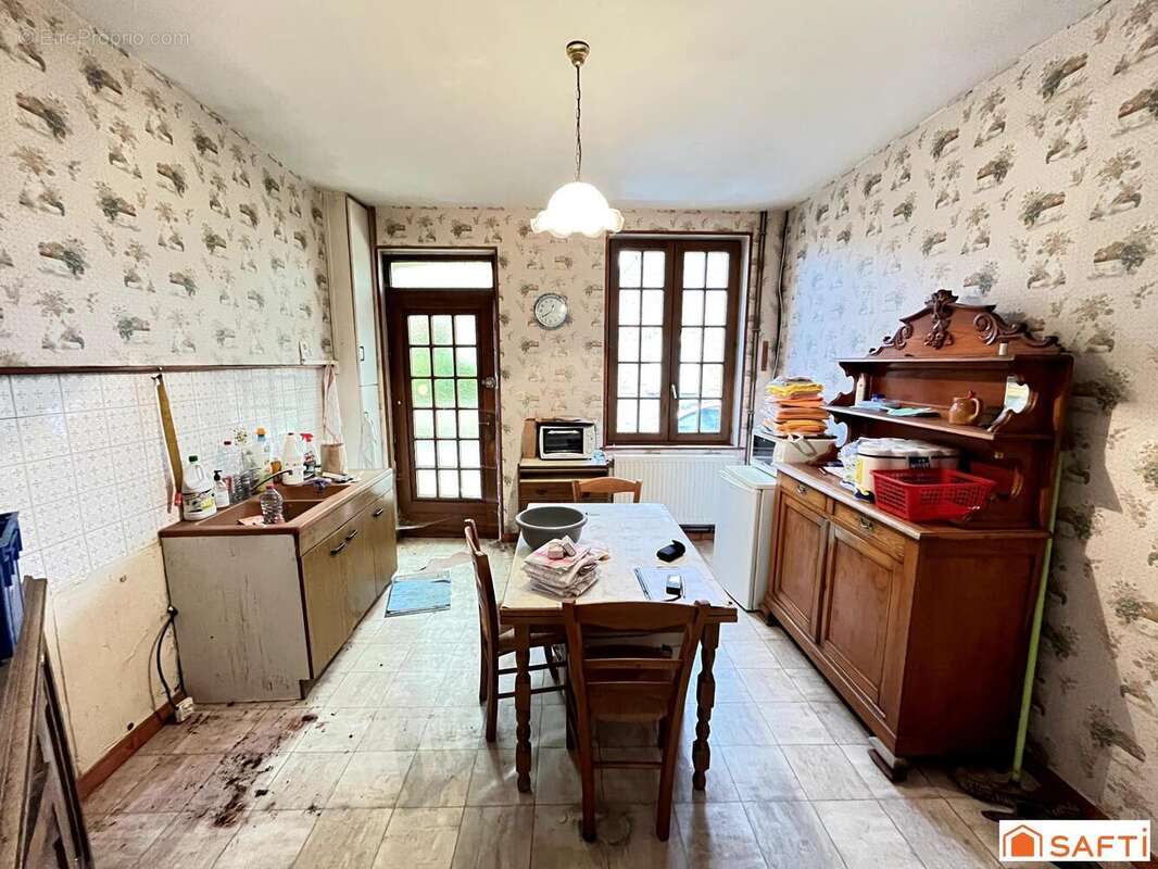 Photo 2 - Maison à LA FERTE-CHEVRESIS