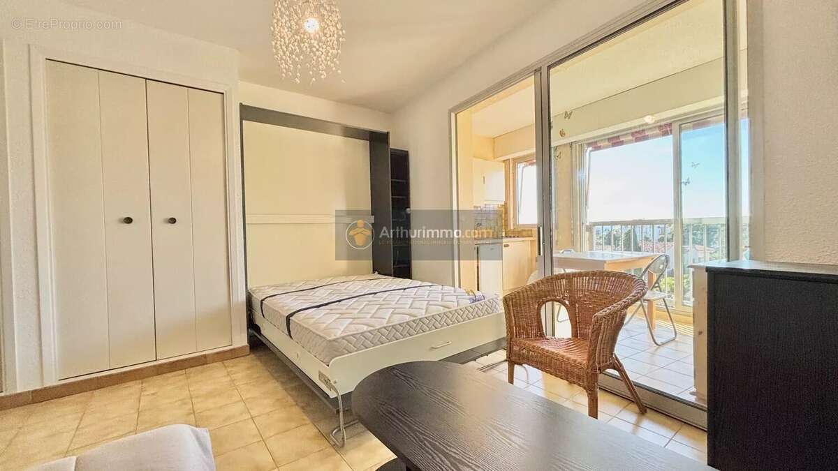 Appartement à FREJUS