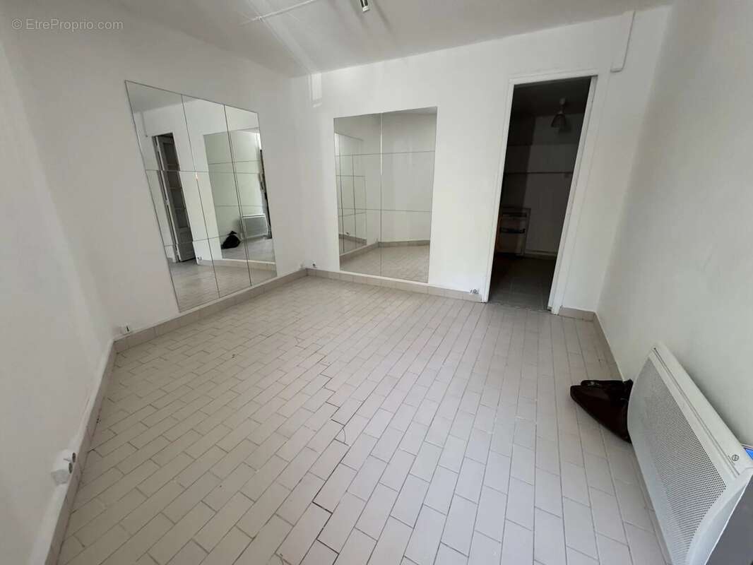 Appartement à PARIS-20E