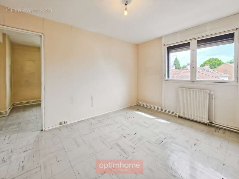 T4 de 83 m² – 3 chambres – Balcon – Cave – Garage – Résidence "Plein Sud" – ARRAS - photo 6