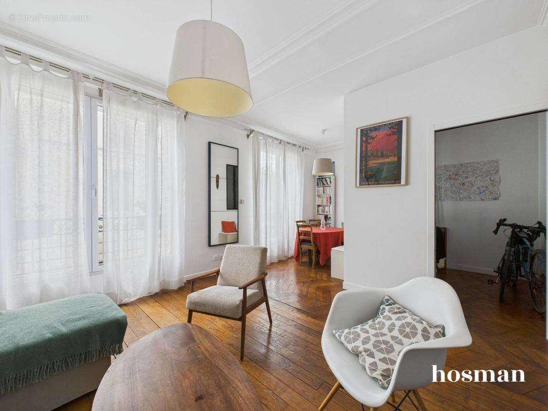 Appartement à PARIS-20E